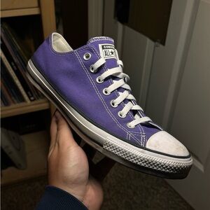 Converse Chuck Taylor’s, Purple